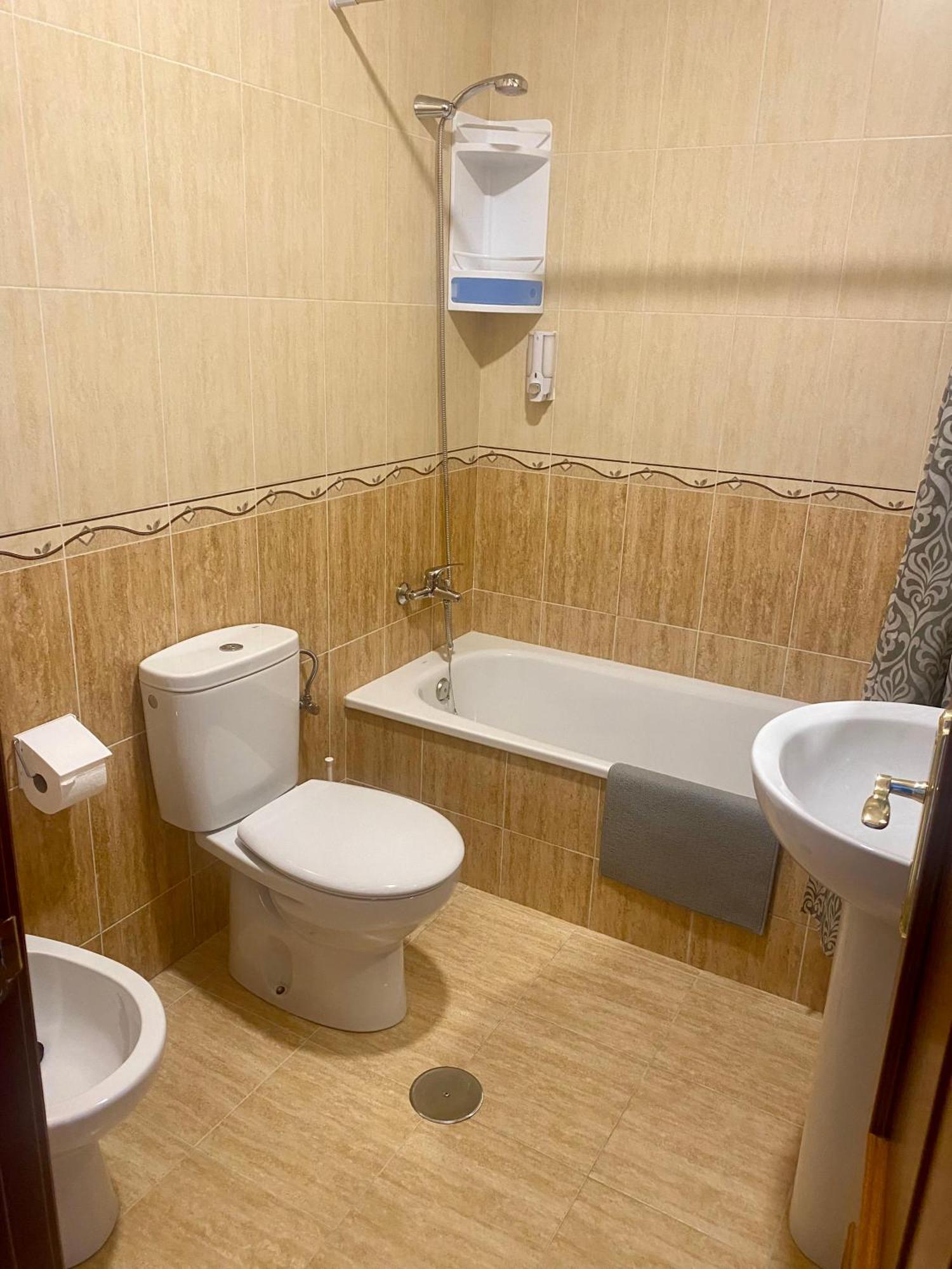 Precioso Apartamento En Complejo Residencial. Alcaucín Extérieur photo